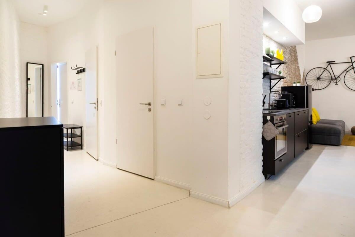Cosy Three Br Two Bth Ac Self Checkin Street Parking Appartamento