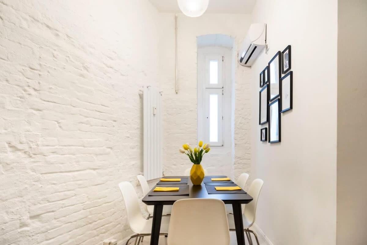 Appartamento Cosy Three Br Two Bth Ac Self Checkin Street Parking *