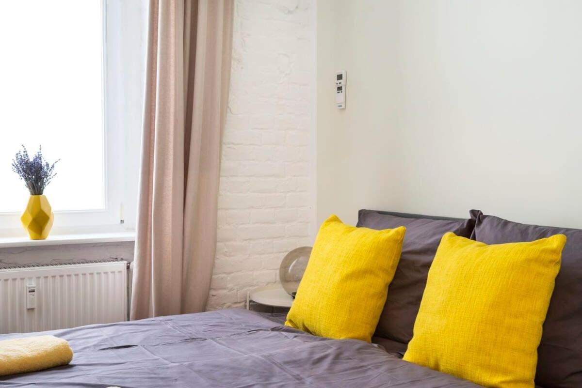 Cosy Three Br Two Bth Ac Self Checkin Street Parking Appartamento *