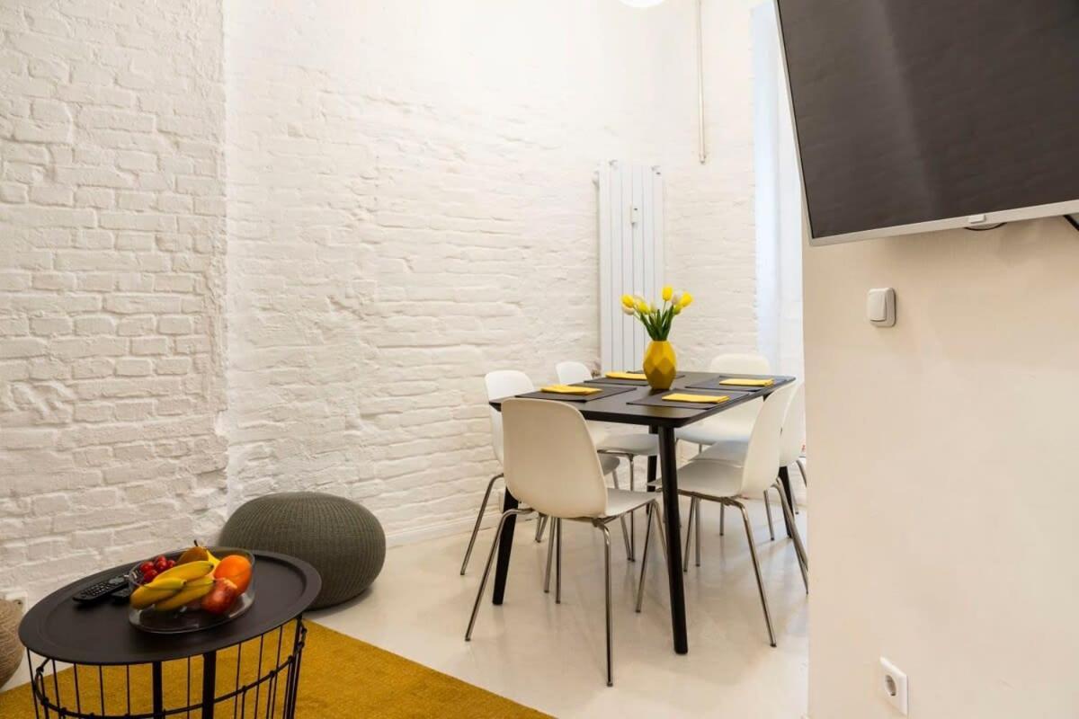 Cosy Three Br Two Bth Ac Self Checkin Street Parking Apartamento Berlim