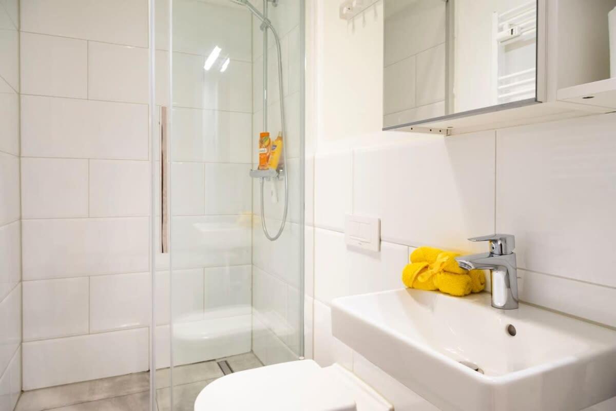 Cosy Three Br Two Bth Ac Self Checkin Street Parking Apartamento Berlim